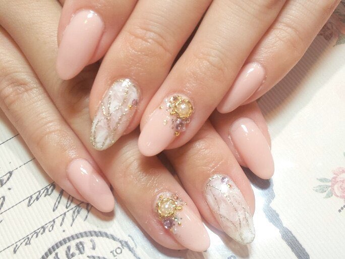 nail